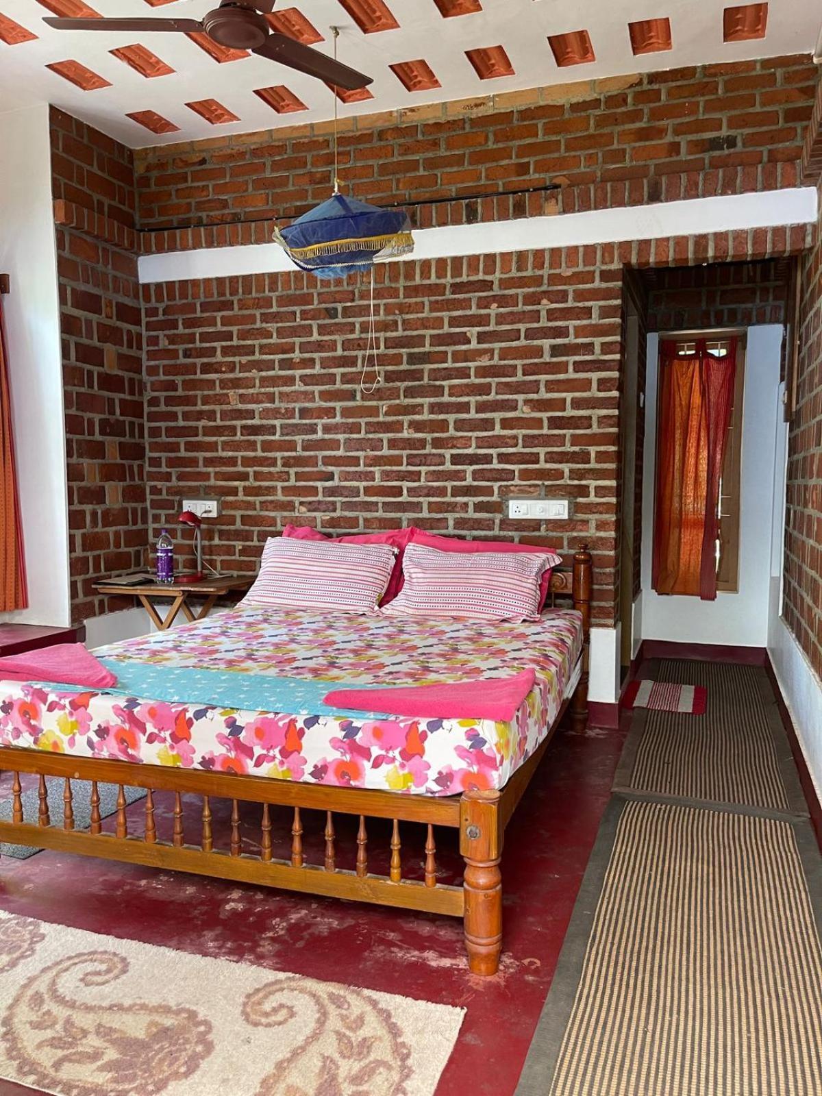 Ashtamudi Villa Kollam Extérieur photo