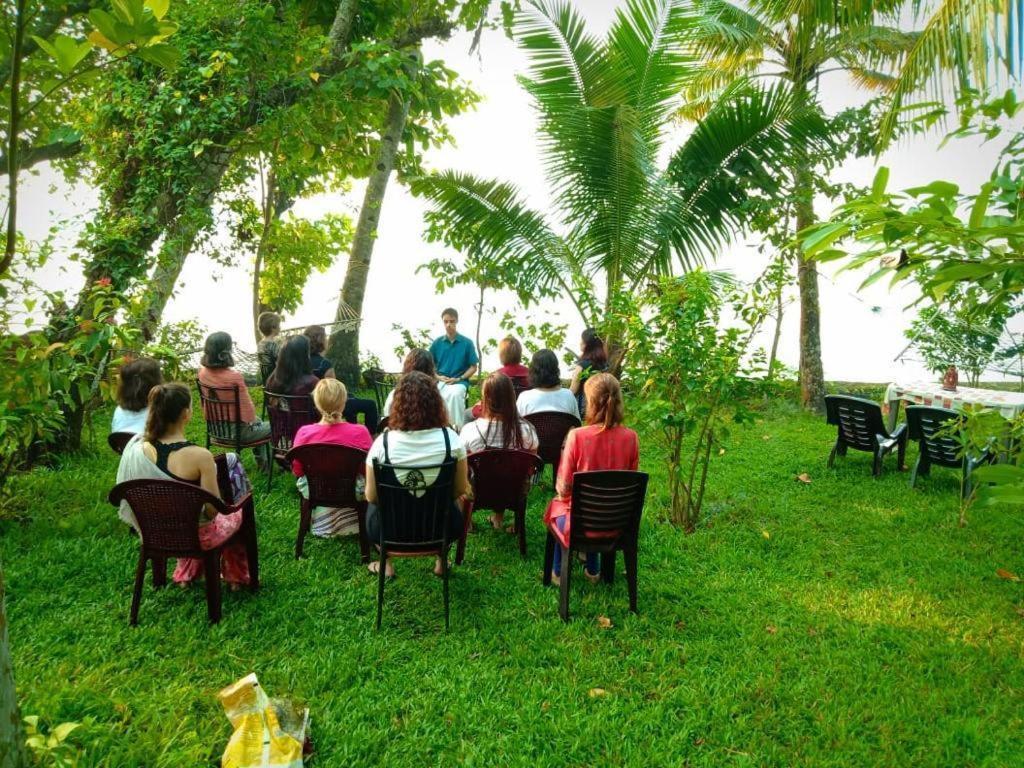 Ashtamudi Villa Kollam Extérieur photo